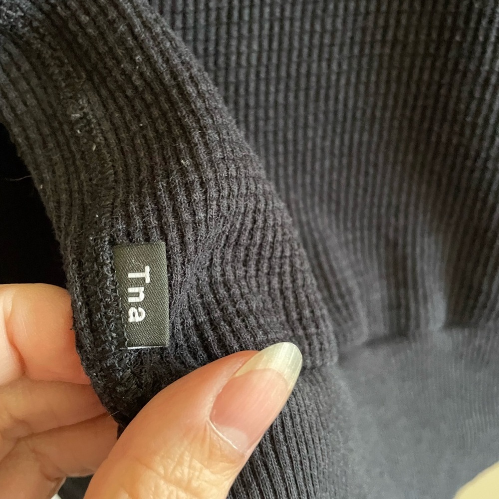 TNA- waffle-knit long-sleeve top, black, size XS - Picture 4 of 5